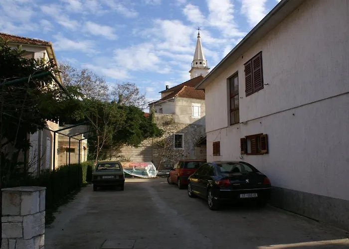 Double 4041a 3* Jelsa (Hvar)